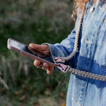 Paracordový CROSSBODY popruh s krytem na telefon 2.0