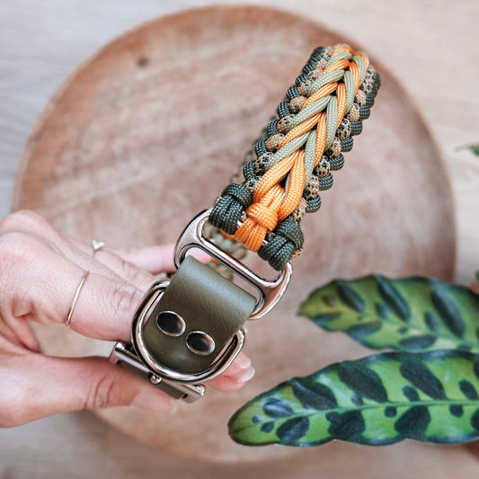 Paracordový obojek s biothanovým řemínkem / 38-44cm