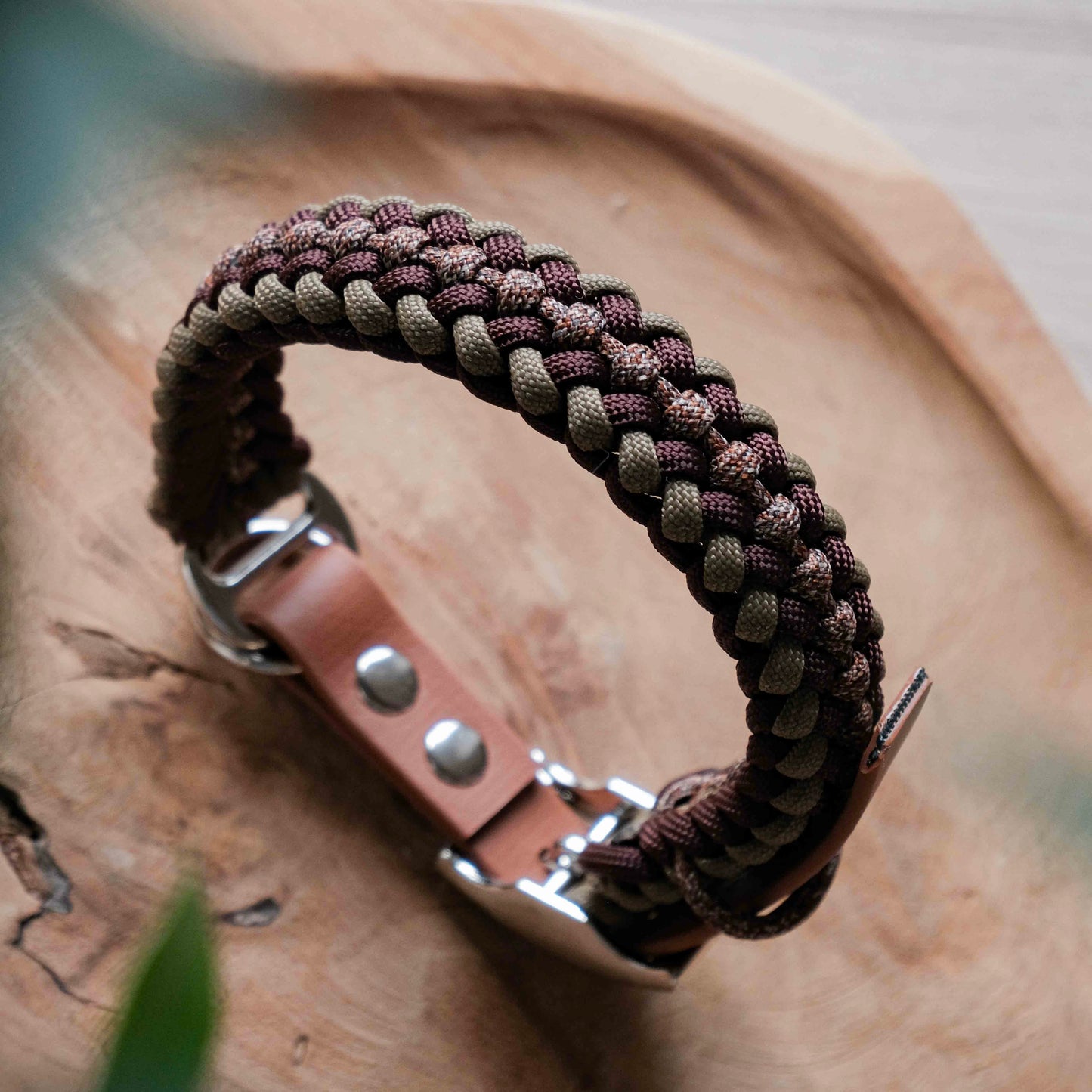 Paracordový obojek MAEVA s biothanovým řemínkem / 30-33cm